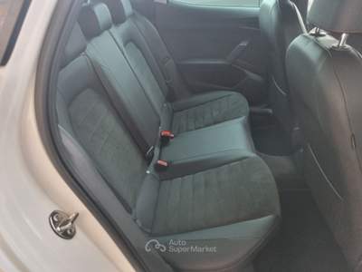 Seat Ibiza 5 porte FR Bianco usata Altamura