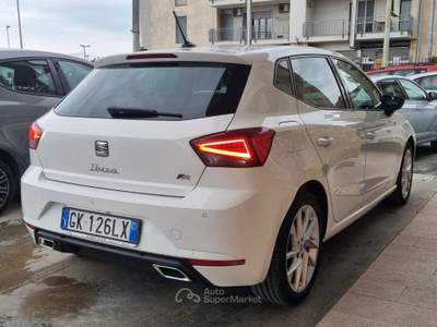 Seat Ibiza 5 porte FR Bianco usata Altamura