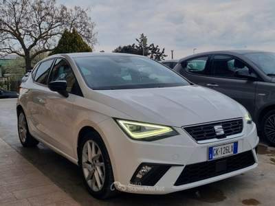 Seat Ibiza 5 porte FR Bianco usata Altamura