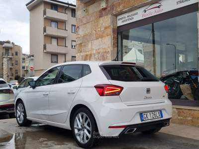 Seat Ibiza 5 porte FR Bianco usata Altamura