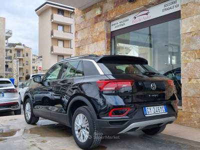 Volkswagen T-Roc SCR Life Nero usata Altamura