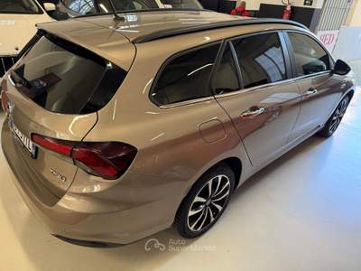 Fiat Tipo Mjt S&S DCT SW Lounge Beige usata Torino