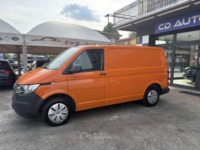 Volkswagen Multivan 2.0 tdi 110 cv Arancione usata Montecchio Maggiore
