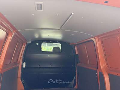 Volkswagen Multivan 2.0 tdi 110 cv Arancione usata Montecchio Maggiore