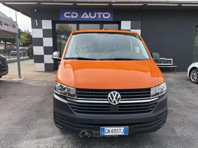 Volkswagen Multivan 2.0 tdi 110 cv Arancione usata Montecchio Maggiore