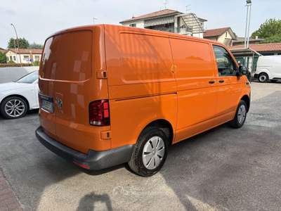 Volkswagen Multivan 2.0 tdi 110 cv Arancione usata Montecchio Maggiore