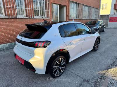Peugeot 208 1.2 puretech 100cv GT Line EAT8 Bianco usata Cernusco sul Naviglio