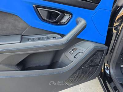 Lamborghini Urus Urus  S 4.0 V8 auto MY24 Nero usata Modena