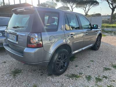 Land Rover Freelander II 2.2 td4 HSE Lux 4wd 150cv auto Grigio usata Roma