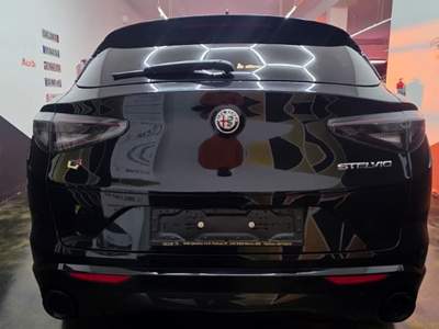 Alfa Romeo Stelvio NON LEGATA A FINANZIAMENTO 2.2 t Veloce Q4 210cv auto Nero usata Misinto