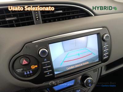 Toyota Yaris 5p 1.5h business Grigio usata Bari