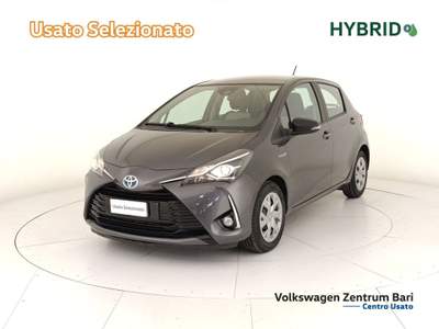 Toyota Yaris 5p 1.5h business Grigio usata Bari