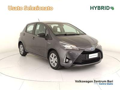 Toyota Yaris 5p 1.5h business Grigio usata Bari