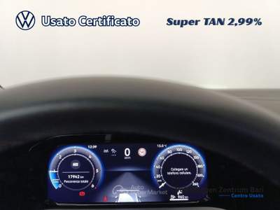 Volkswagen Golf 2.0 tdi life 115cv Nero usata Bari