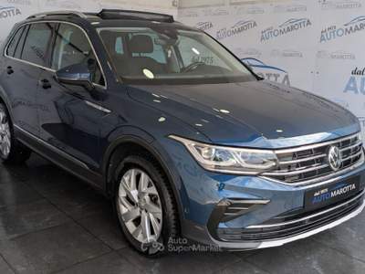 Volkswagen Tiguan 2.0 tdi Elegance 4motion 150cv dsg Blu/Azzurro usata Limatola