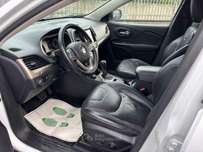 Jeep Cherokee CHEROKEE 2.0 MJT 170cv LIMITED Bianco usata Altamura