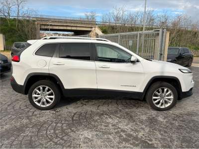 Jeep Cherokee CHEROKEE 2.0 MJT 170cv LIMITED Bianco usata Altamura