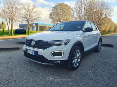 Volkswagen T-Roc 116cv Style 2020 Unico Proprietario Bianco usata Perugia