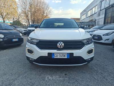 Volkswagen T-Roc 116cv Style 2020 Unico Proprietario Bianco usata Perugia