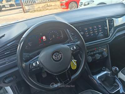 Volkswagen T-Roc 116cv Style 2020 Unico Proprietario Bianco usata Perugia