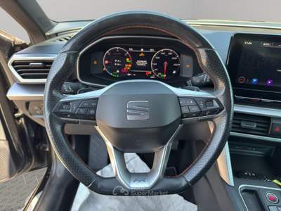 Seat Leon 1.4 e-HYBRID FR DSG Nero usata Roma