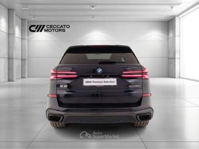 BMW X5 50 e MSport Pro xDrive Steptronic Nero usata Padova
