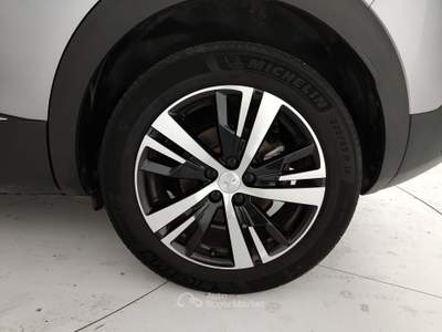 Peugeot 3008 II 2021 1.5 bluehdi Allure Pack s&s 130cv eat8 Grigio usata Caserta