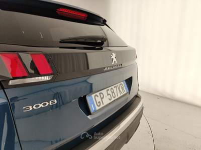 Peugeot 3008 II 2021 1.5 bluehdi Allure Pack s&s 130cv eat8 Blu/Azzurro usata Caserta