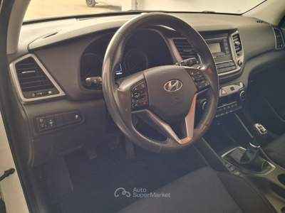 Hyundai Tucson Comfort Bianco usata Alberobello