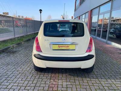 Lancia Ypsilon 1.2 Argento Beige usata Beinasco