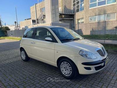 Lancia Ypsilon 1.2 Argento Beige usata Beinasco