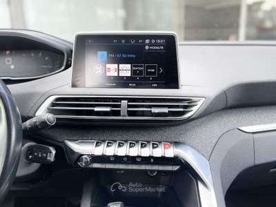 Peugeot 3008 1.5 Diesel 130CV E6 Neo - 2018 Bianco usata Roma