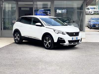 Peugeot 3008 1.5 Diesel 130CV E6 Neo - 2018 Bianco usata Roma