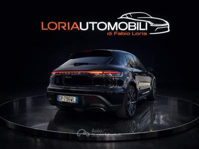 Porsche Macan Macan I 2024 2.0 265cv pdk Nero usata Nardò
