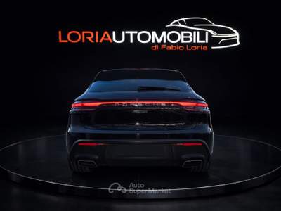 Porsche Macan Macan I 2024 2.0 265cv pdk Nero usata Nardò