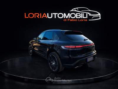 Porsche Macan Macan I 2024 2.0 265cv pdk Nero usata Nardò