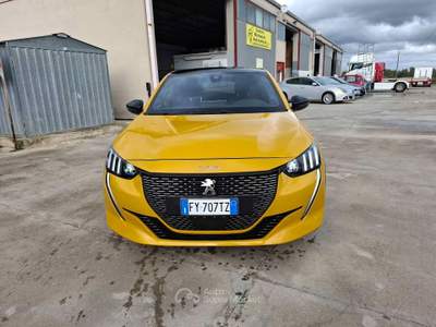 Peugeot 208 S&S 5 porte GT Line - 2019 Giallo usata ANDRIA