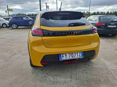 Peugeot 208 S&S 5 porte GT Line - 2019 Giallo usata ANDRIA
