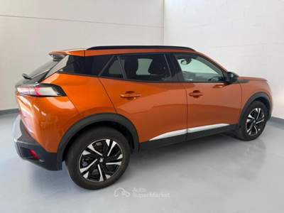 Peugeot 2008 2008 1.2 puretech Allure Pack s&amp;s 130cv Arancione usata Scarmagno