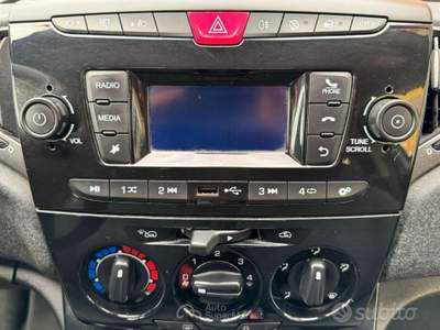 Lancia Ypsilon Y ECOCHIC 1.0 FireFly Hybrid SILVER TOTAL L usata Tuglie