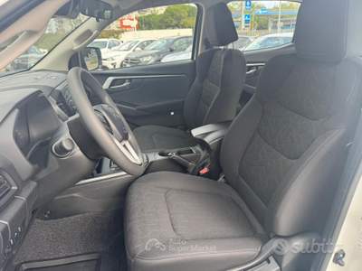 Isuzu D-Max km 0 Bianco usata Tuglie