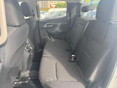 Isuzu D-Max km 0 Bianco usata Tuglie