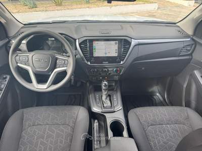 Isuzu D-Max km 0 Bianco usata Tuglie