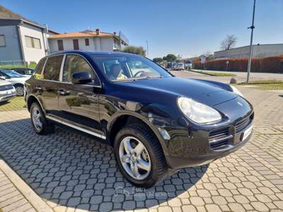 Porsche Cayenne Cayenne 4.5 cat S Nero usata Prevalle