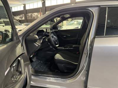Peugeot 2008 Hybrid 110cv e-DCS6 Allure auto Grigio usata Cesena