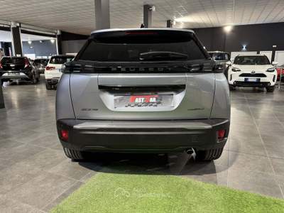 Peugeot 2008 Hybrid 110cv e-DCS6 Allure auto Grigio usata Cesena