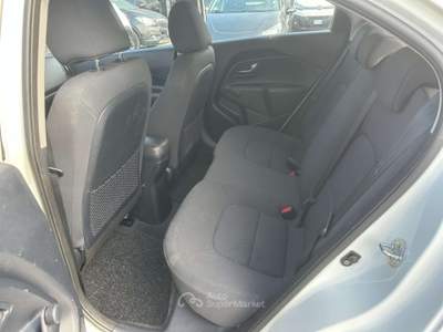 Kia Rio 1.1 CRDi 5p. Active Bianco usata Ozzano dell'Emilia
