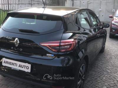 Renault Clio Clio INTENS  full hybrid E-Tech 140 cv  5 porte Nero usata Desio