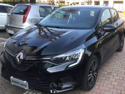 Renault Clio Clio INTENS  full hybrid E-Tech 140 cv  5 porte Nero usata Desio