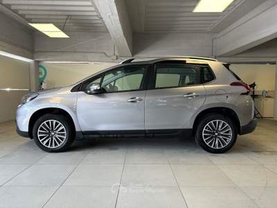 Peugeot 2008 PureTech 82 Active S/S Grigio usata Milano